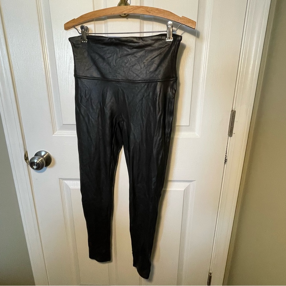 Spanx SPANXshape Ready To Wow Faux Leather Leggings in Black Size L Petite